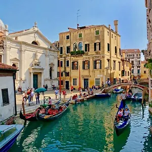  Apartamento Ca Cicogna Air Conditioning And Fast Wifi, Location